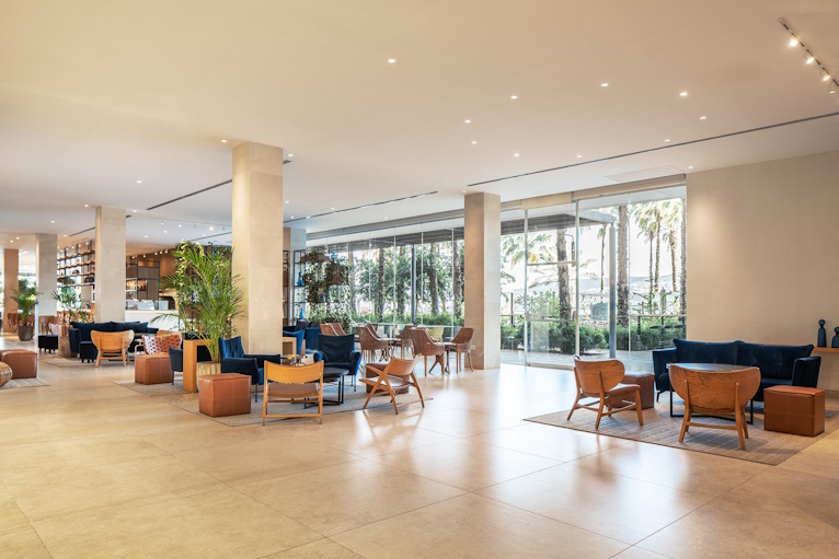 לובי בר גומא